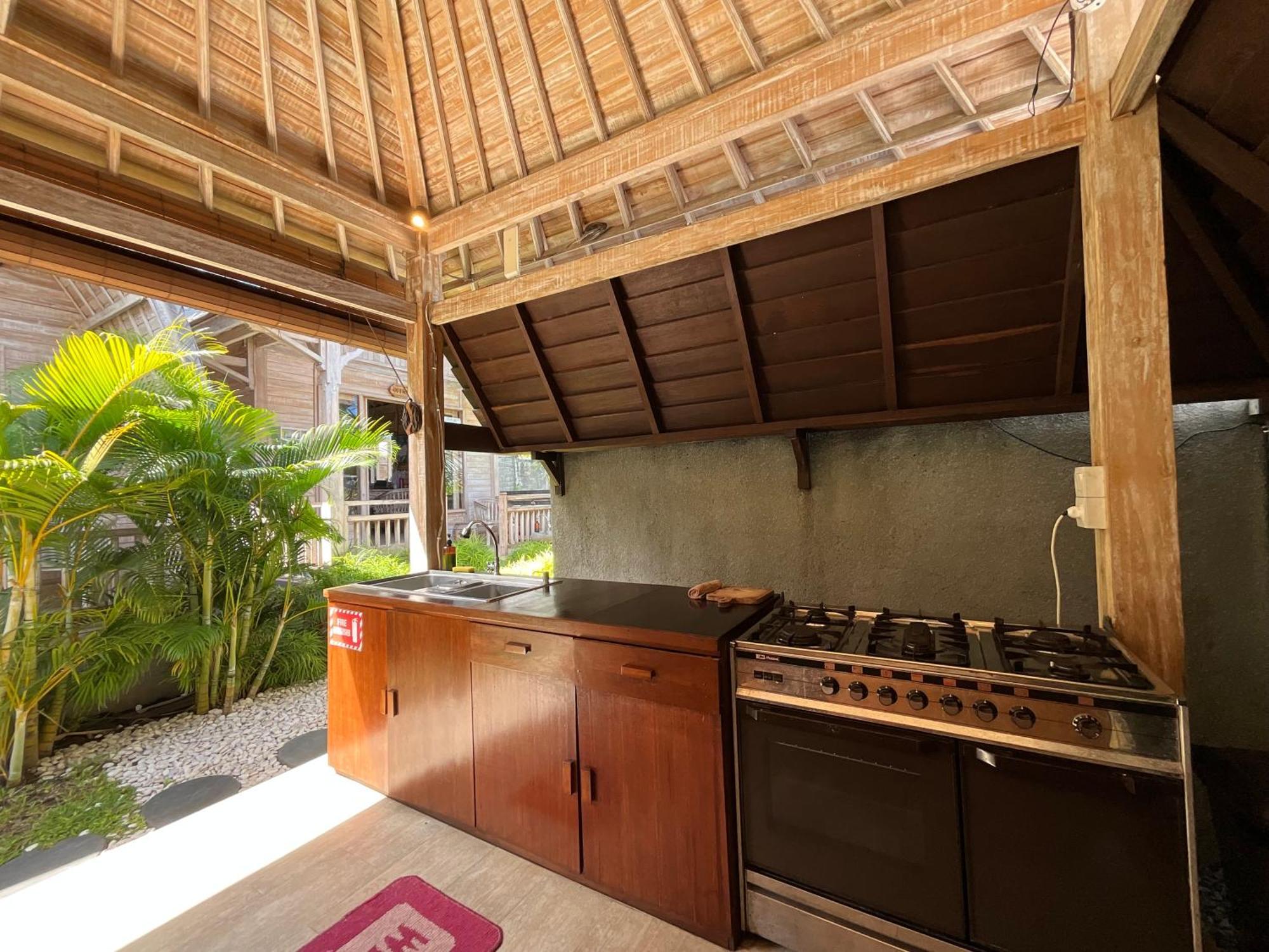 Tanhana Villa Canggu ภายนอก รูปภาพ